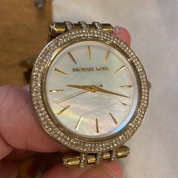 MICHAEL KORS watch